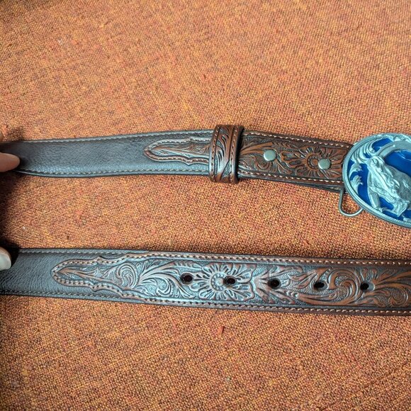 Nocona Siskiyou Horse Tooled Western Leather Statement Belt Buckle Resin Boho - Picture 12 of 15